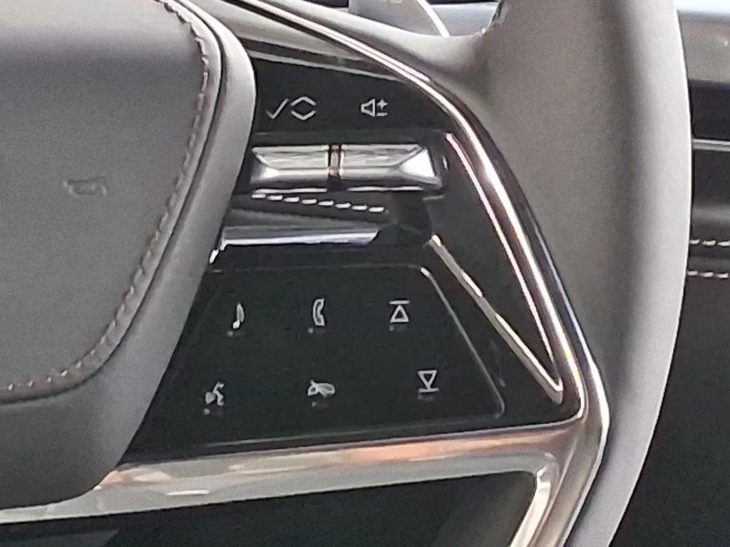 2027 Cadillac Escalade Platinum Sport - Photo 13