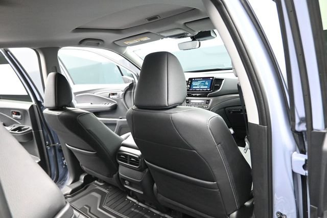 New 2026 Sonic Gray Pearl Honda RTL image 17