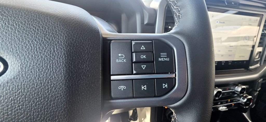 New 2026 Oxford White Ford XLT image 19