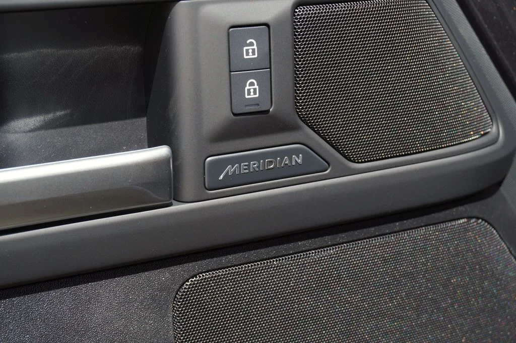 New 2026 Carpathian Grey Land Rover S image 12