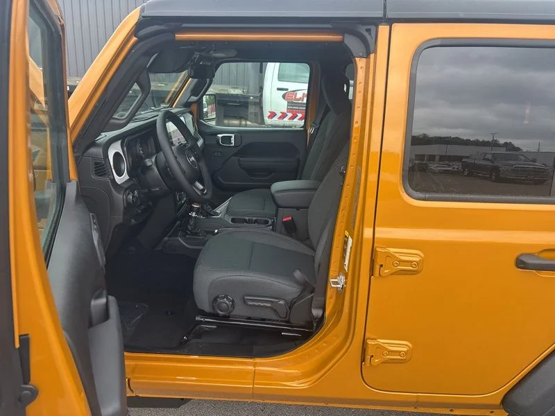 New 2026 Goldilocks Exterior Paint Jeep Sport S image 20