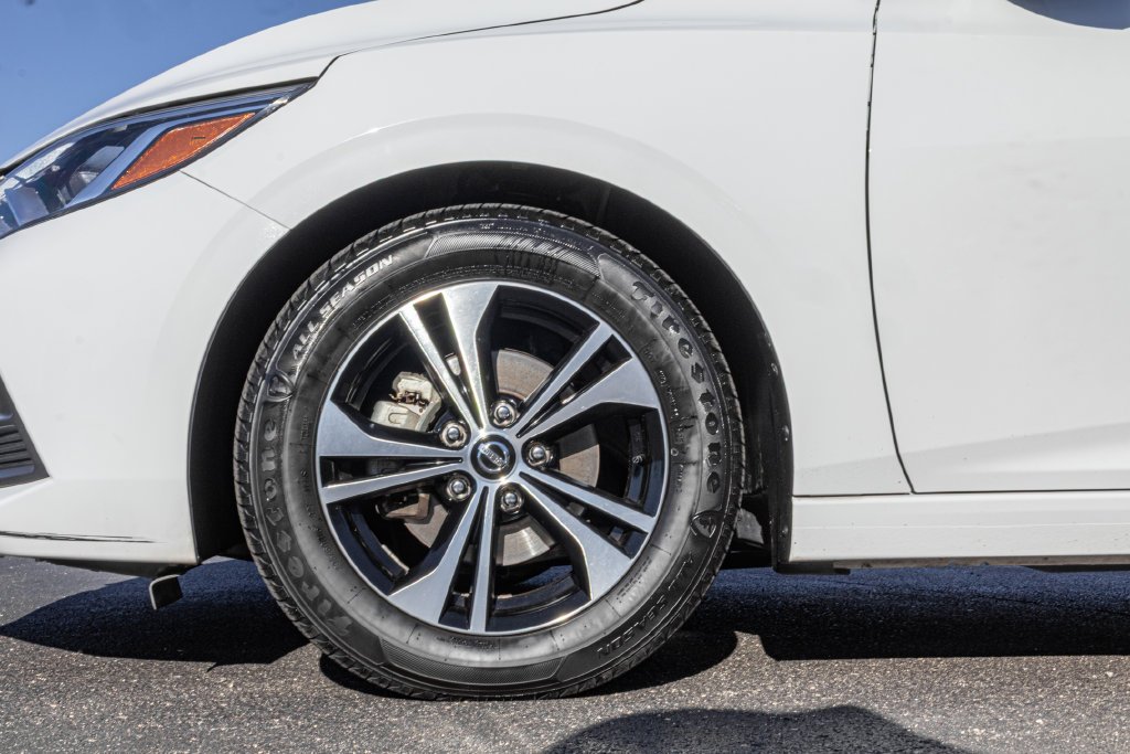 Used 2023 White Nissan SV image 35