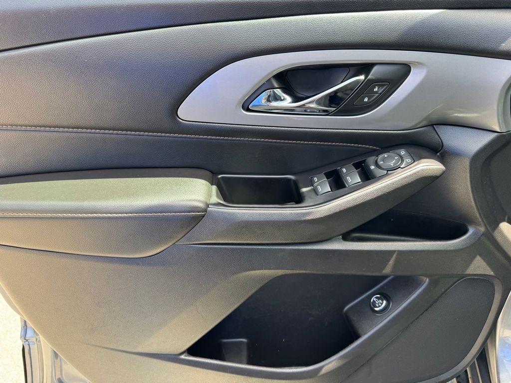 Used 2019 Gray Chevrolet LT image 16