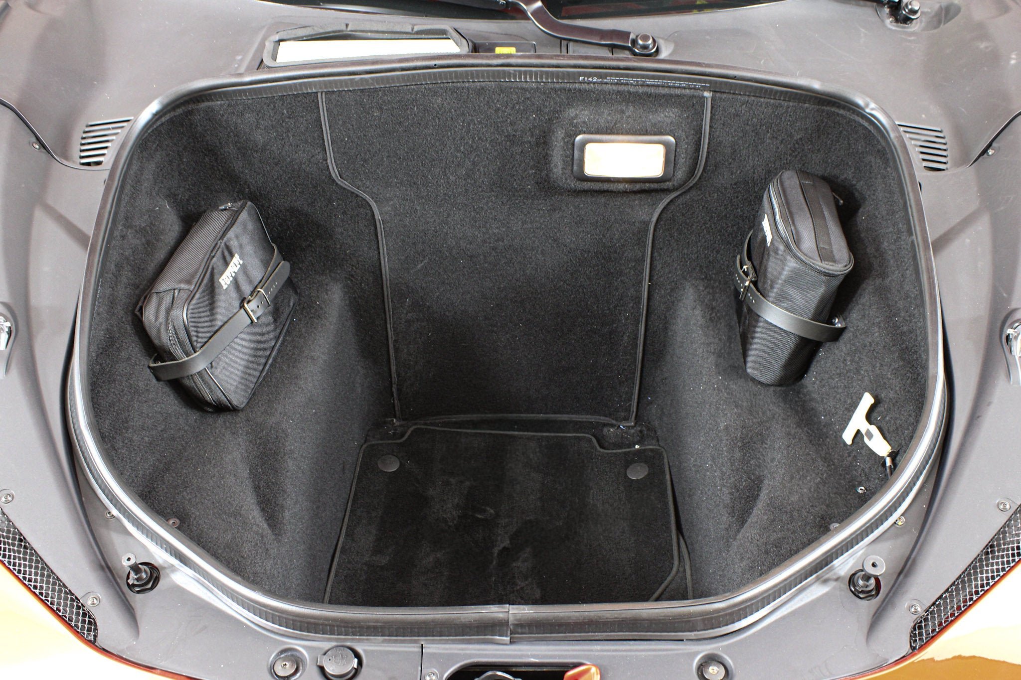 Used 2015 Red Ferrari  image 41
