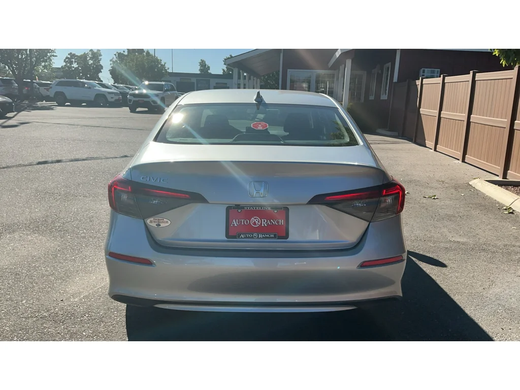 Used 2025 RALLYE RED Honda LX image 5