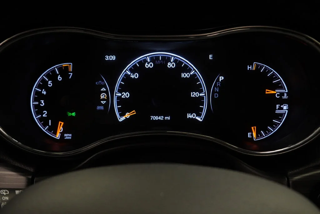 Certified Used 2021 Gray Jeep Limited image 27