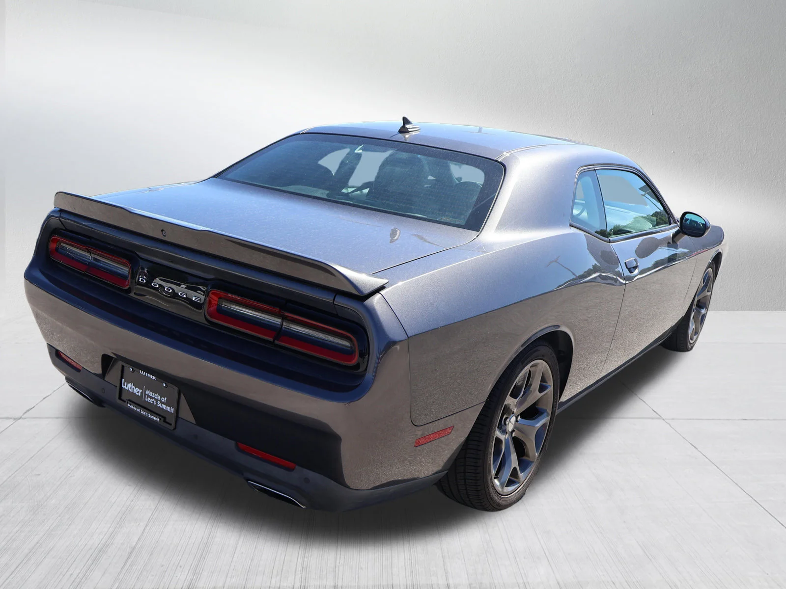 Used 2015 Granite Crystal Metallic Clearcoat Dodge SXT Plus image 7