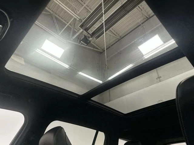 Used 2022 Red Jeep Overland image 17