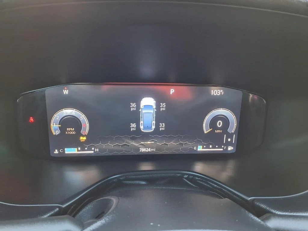 Used 2022 White Jeep High Altitude image 3