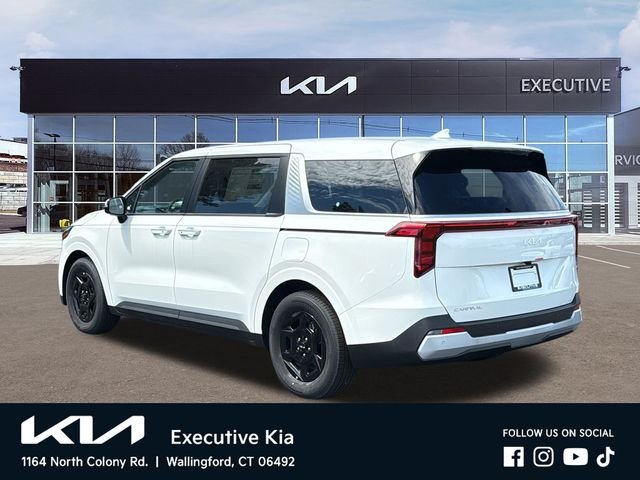 New 2026 Snow White Pearl Kia LX image 6