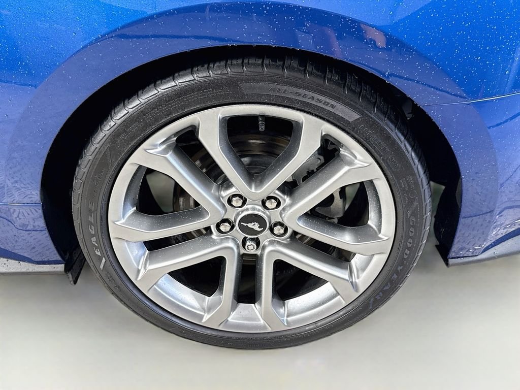 Used 2022 Atlas Blue Metallic Ford GT Premium image 31