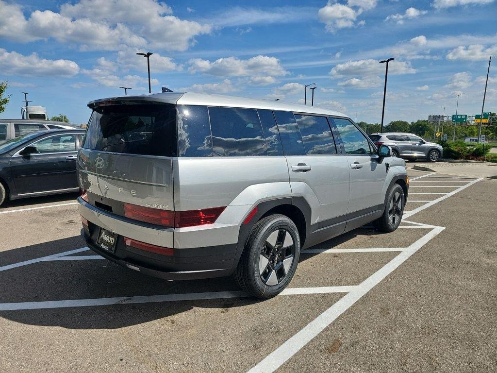 New 2026 Silver Hyundai SE image 5