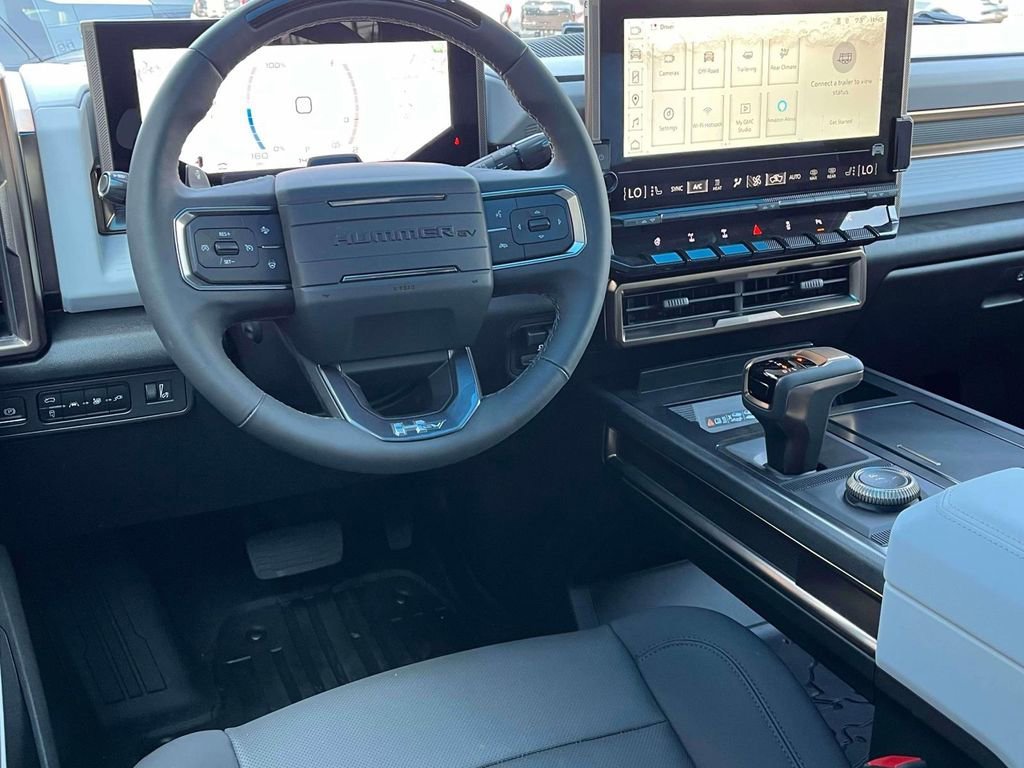 2024 GMC HUMMER EV 2X - Photo 12