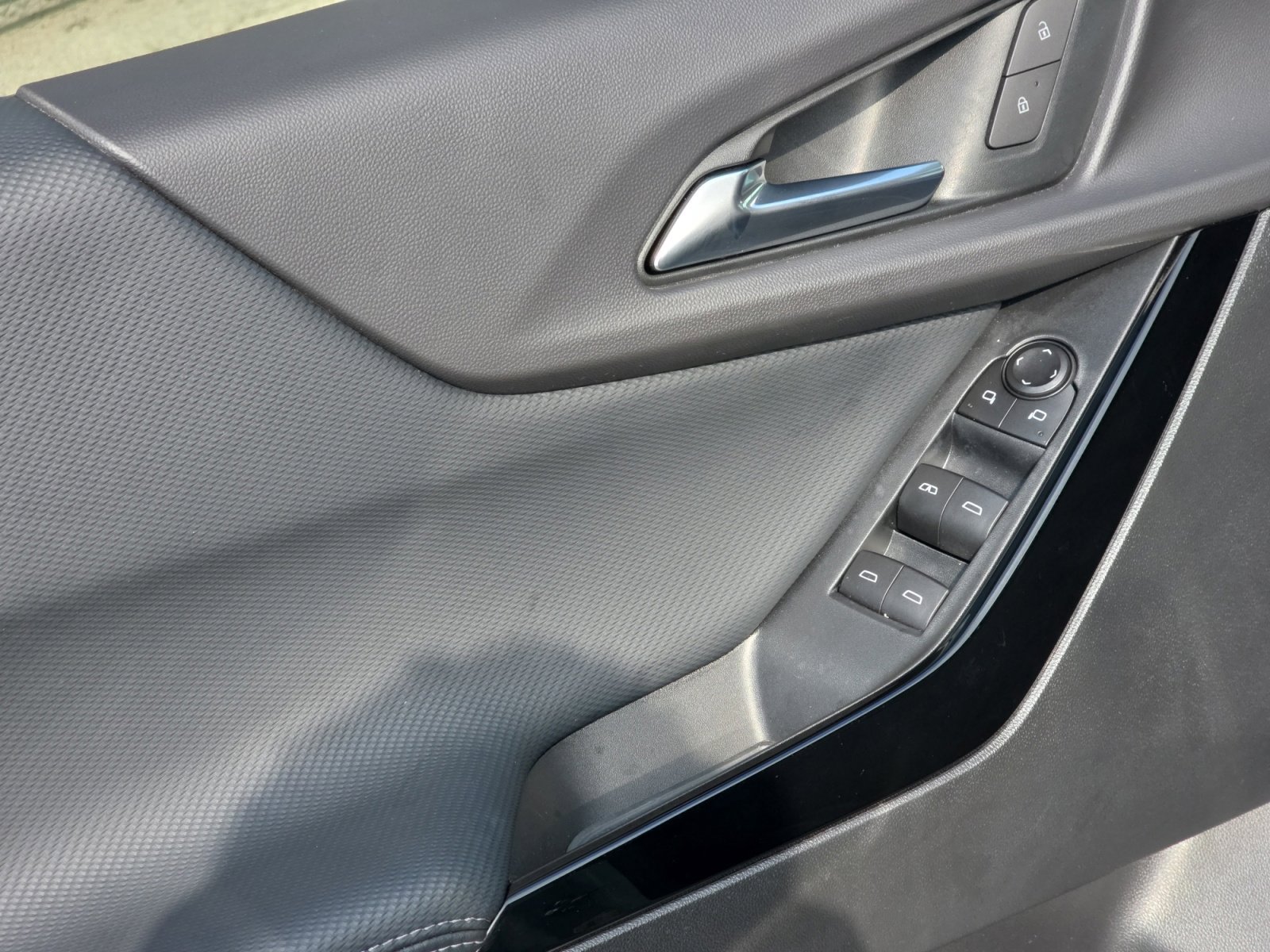 Used 2026 Green Chevrolet LT image 17