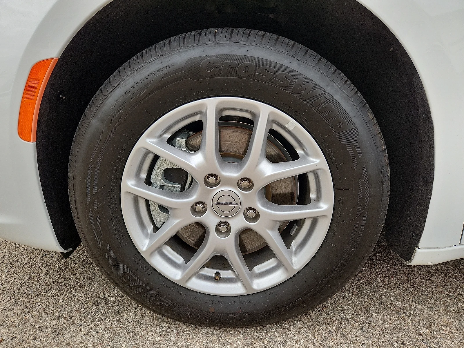 2024 Chrysler Pacifica Touring L - Photo 14