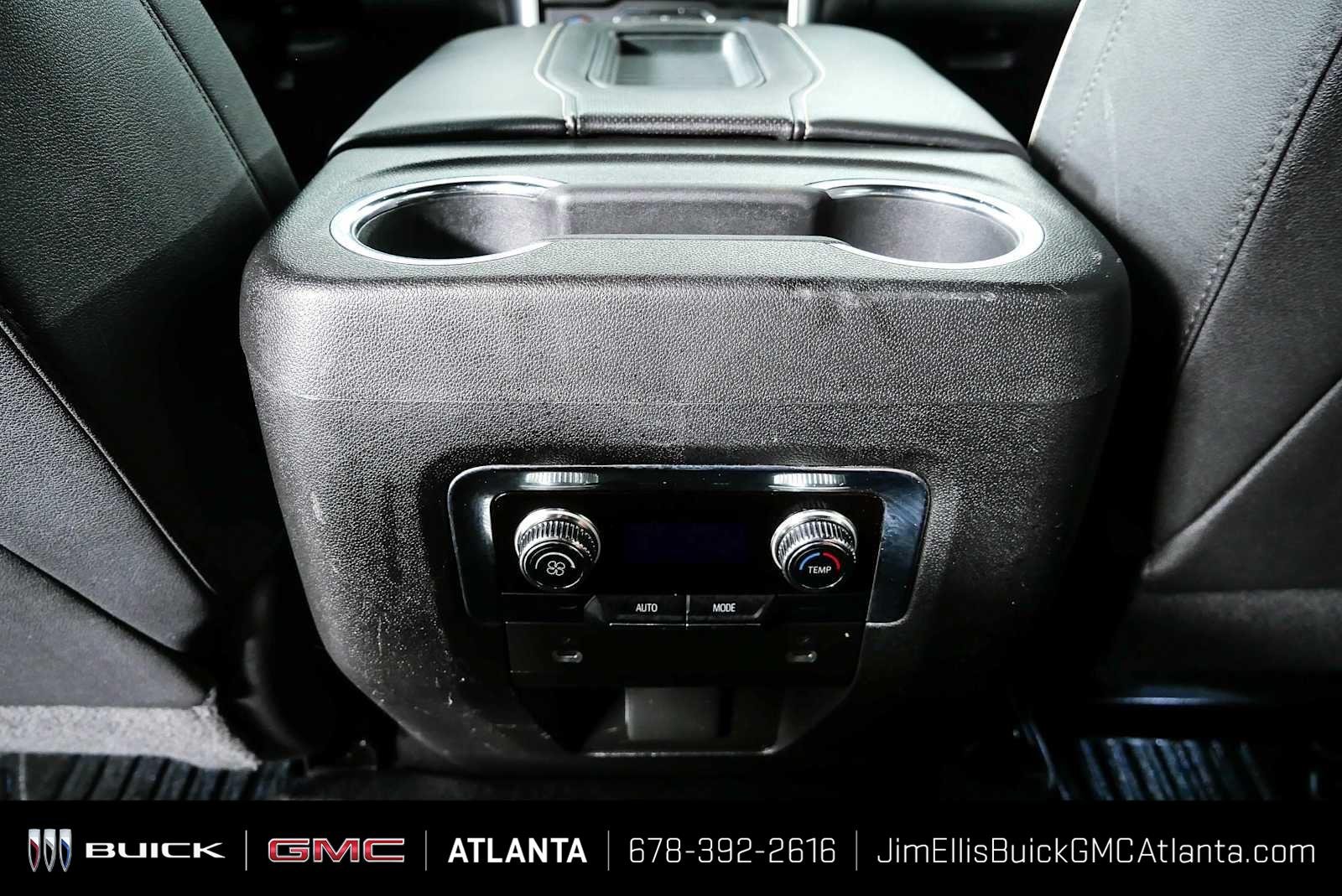 2023 GMC Yukon XL SLT - Photo 39