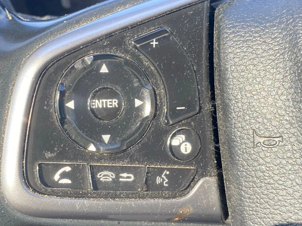 Used 2019  Honda EX-L image 28