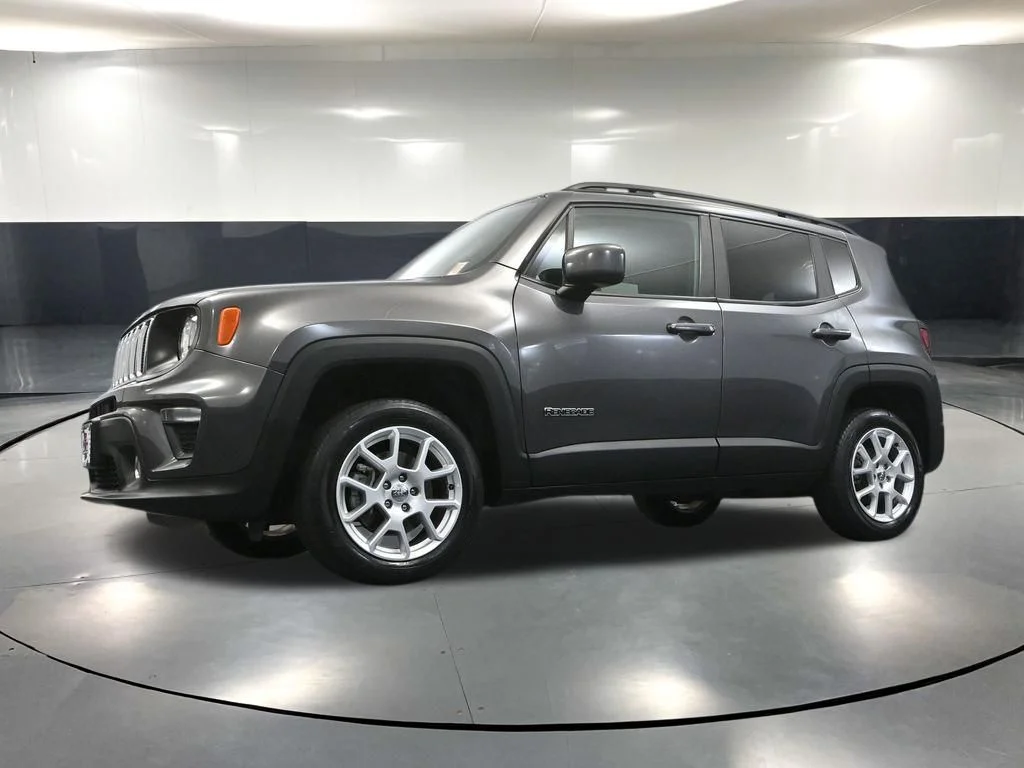Used 2021 Gray Jeep Latitude image 52