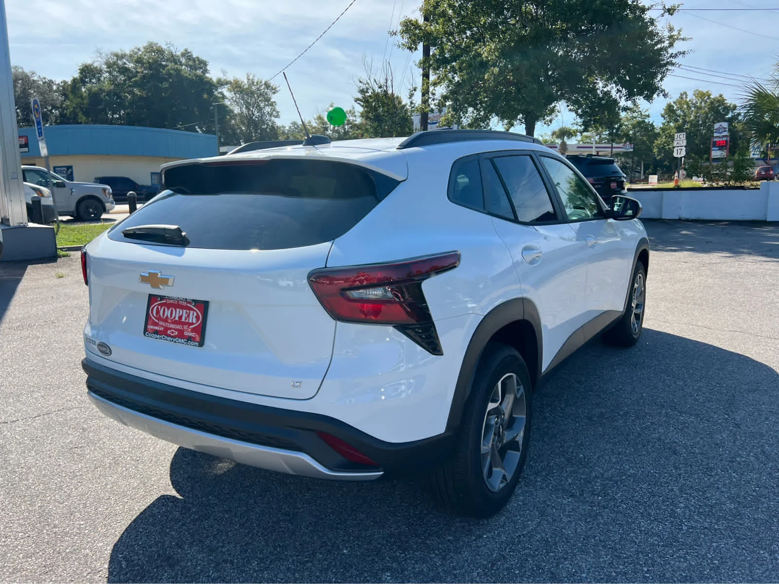 New 2026 Summit White Chevrolet LT image 3