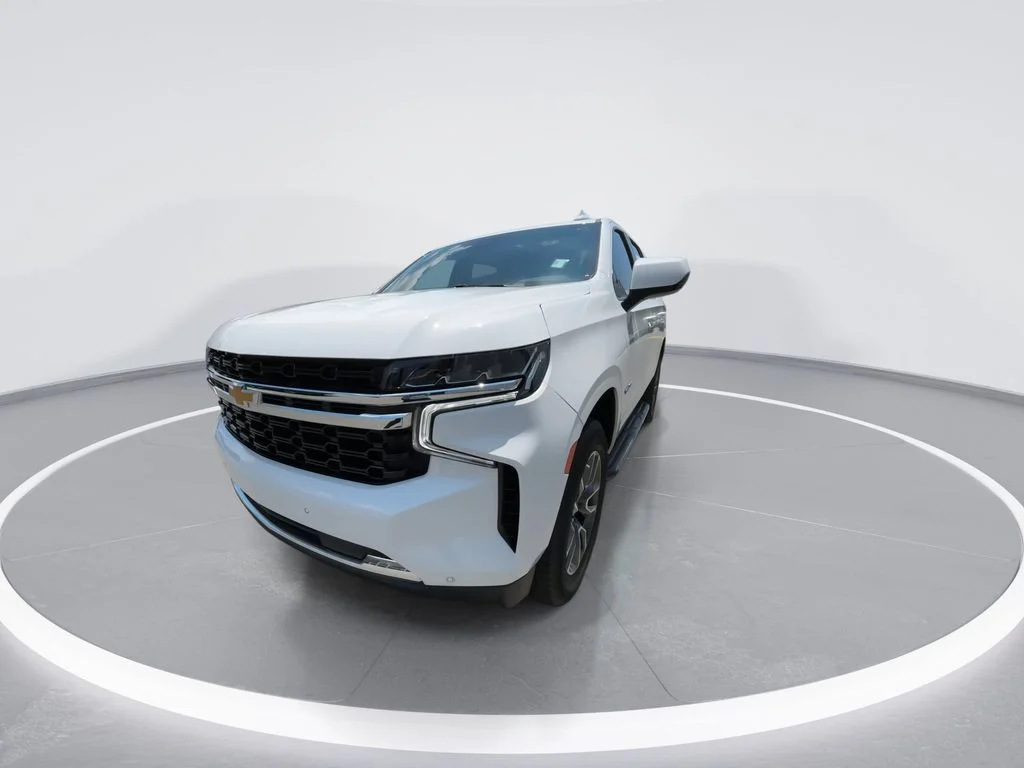 Used 2024 White Chevrolet LS image 4
