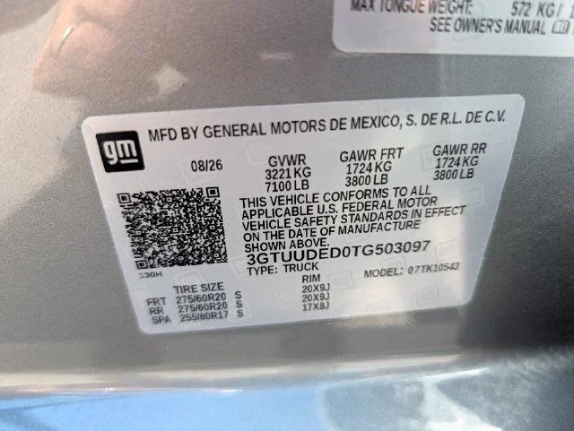 New 2026 Sterling Metallic GMC SLT image 30