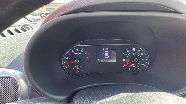Used 2022 Red Kia LX image 15