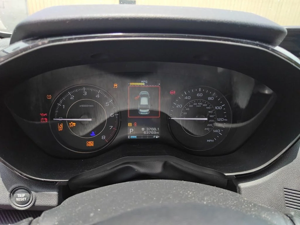 Used 2021 White Subaru Base image 8
