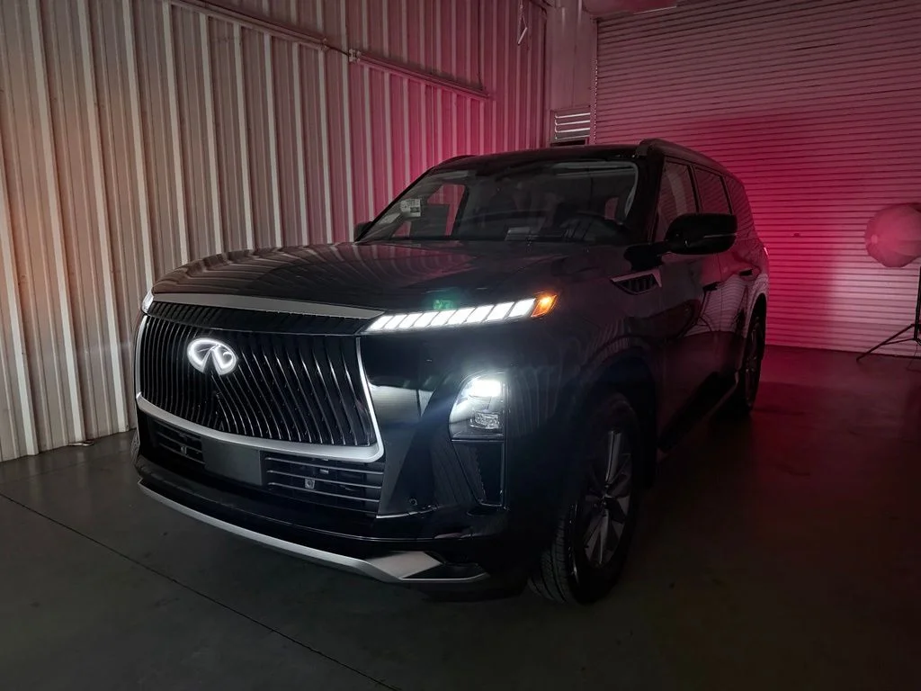 New 2027 BLACK OBSIDIAN INFINITI Pure 2WD image 10