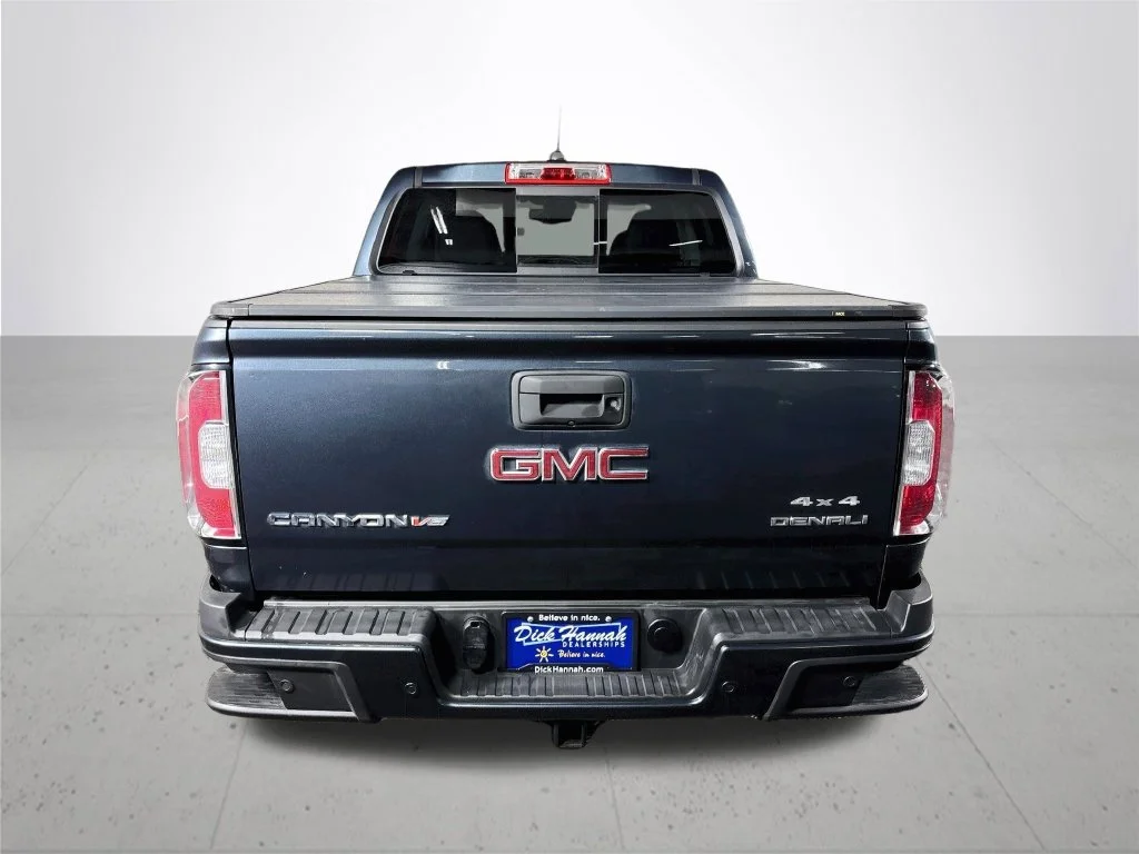 Used 2019 Blue GMC Denali image 7