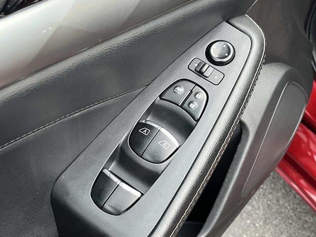 Used 2023  Nissan 3.5 SL image 25