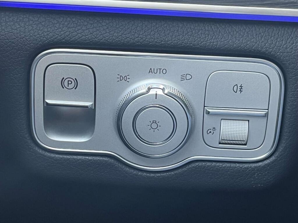 New 2026 Selenite Grey Metallic Mercedes-Benz GLE 350 image 33