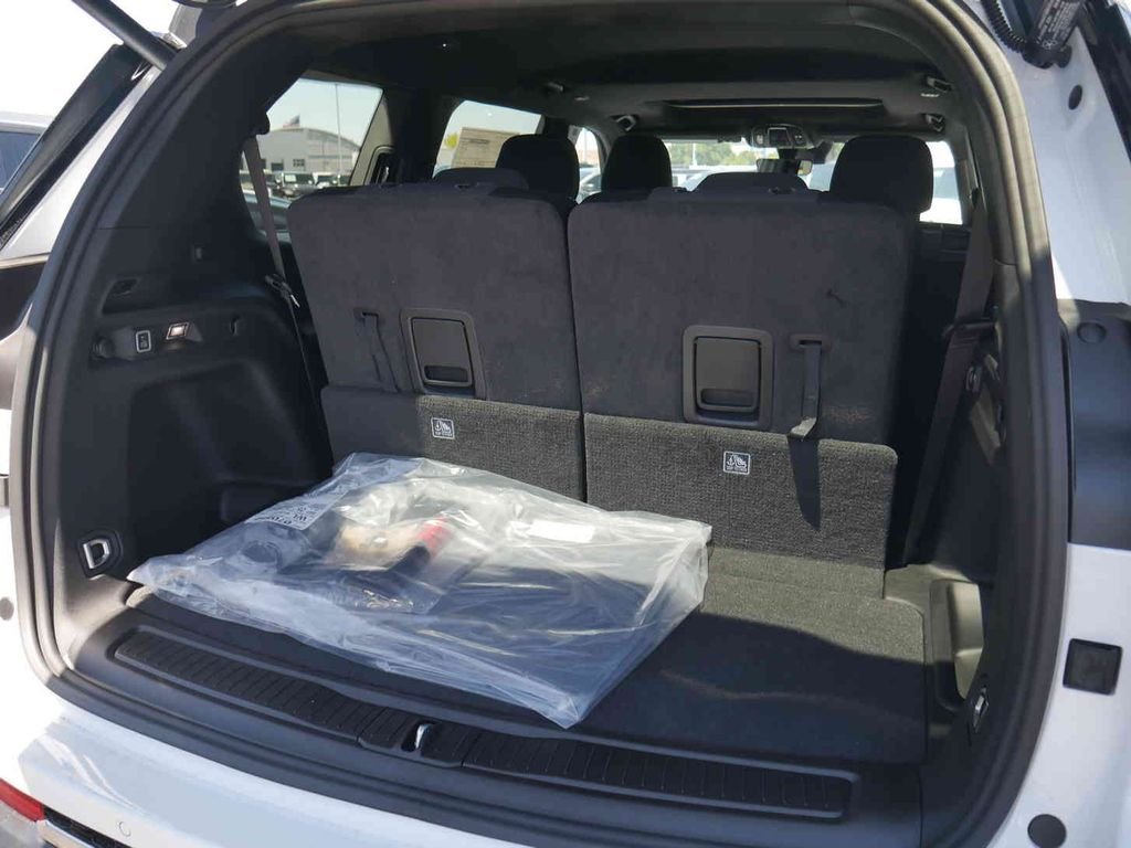 New 2026 Bright White Clearcoat Jeep Laredo X image 7