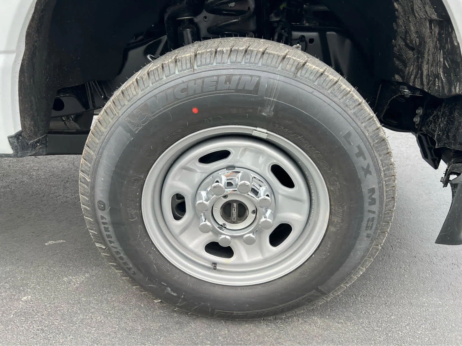 New 2026 Oxford White Ford F-350® XL image 16