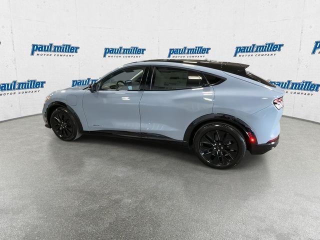 New 2026 Glacier Gray Metallic Tri-coat Ford Premium image 7