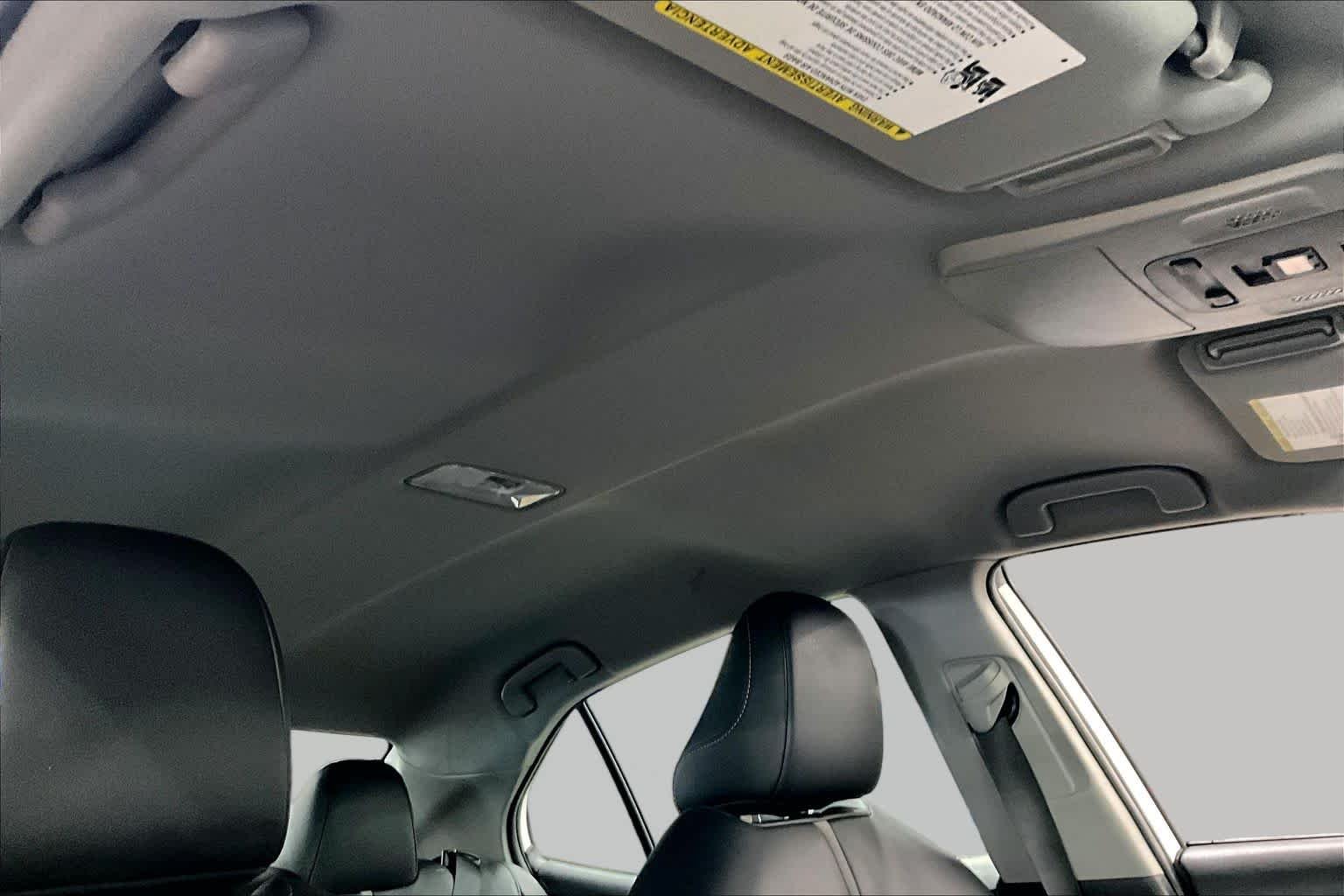 Used 2024 Ice Cap Toyota SE image 13
