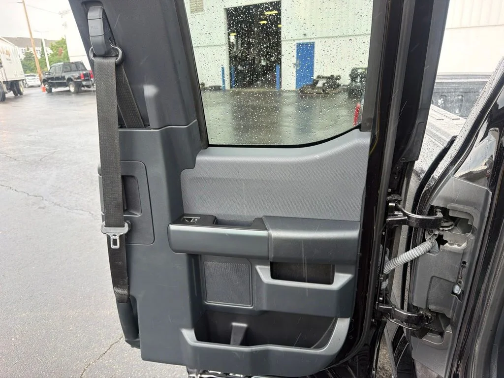 Used 2023 Black Ford XL image 51