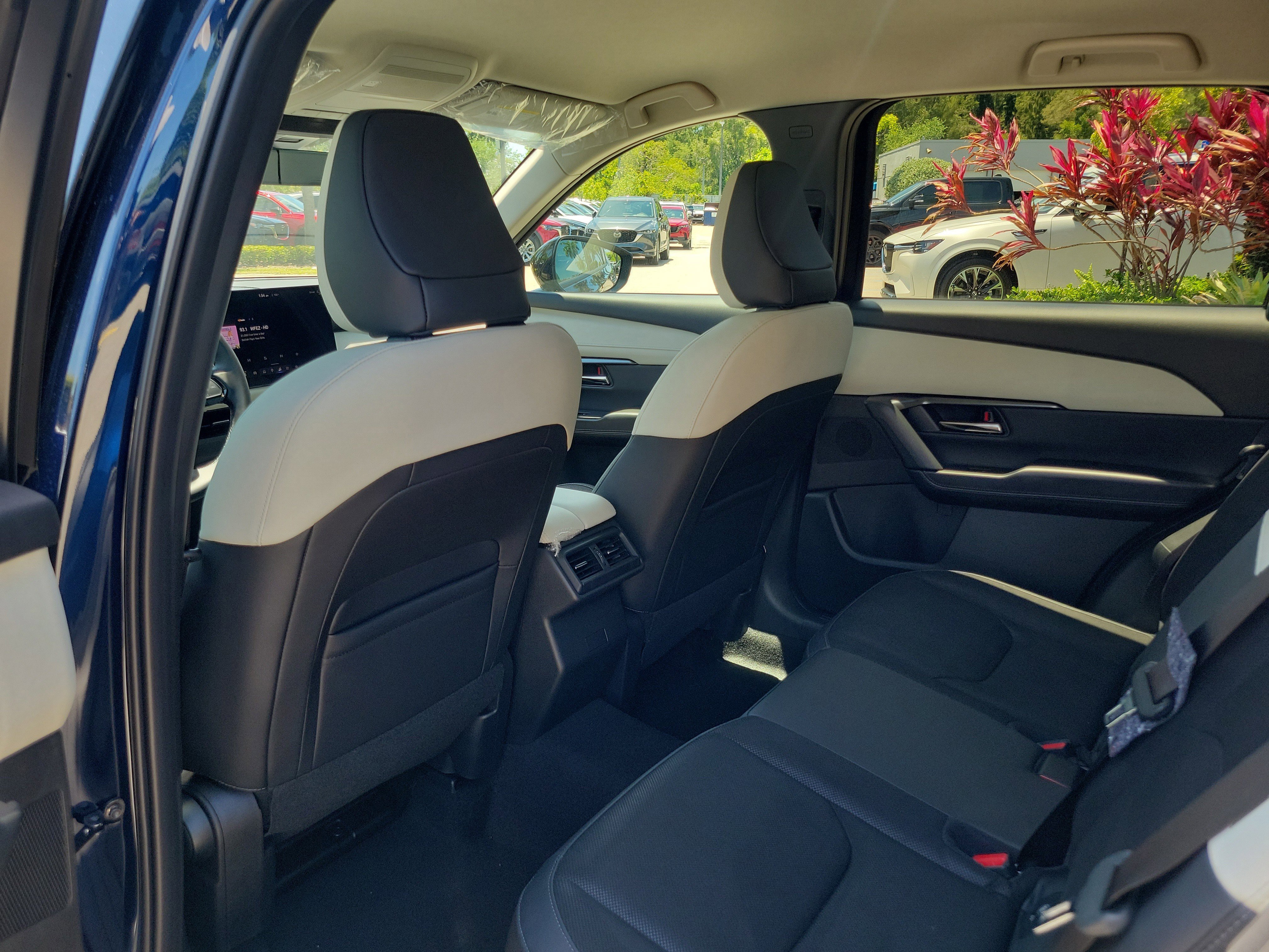 New 2026 Navy Blue Mica Mazda 2.5 S Select image 5