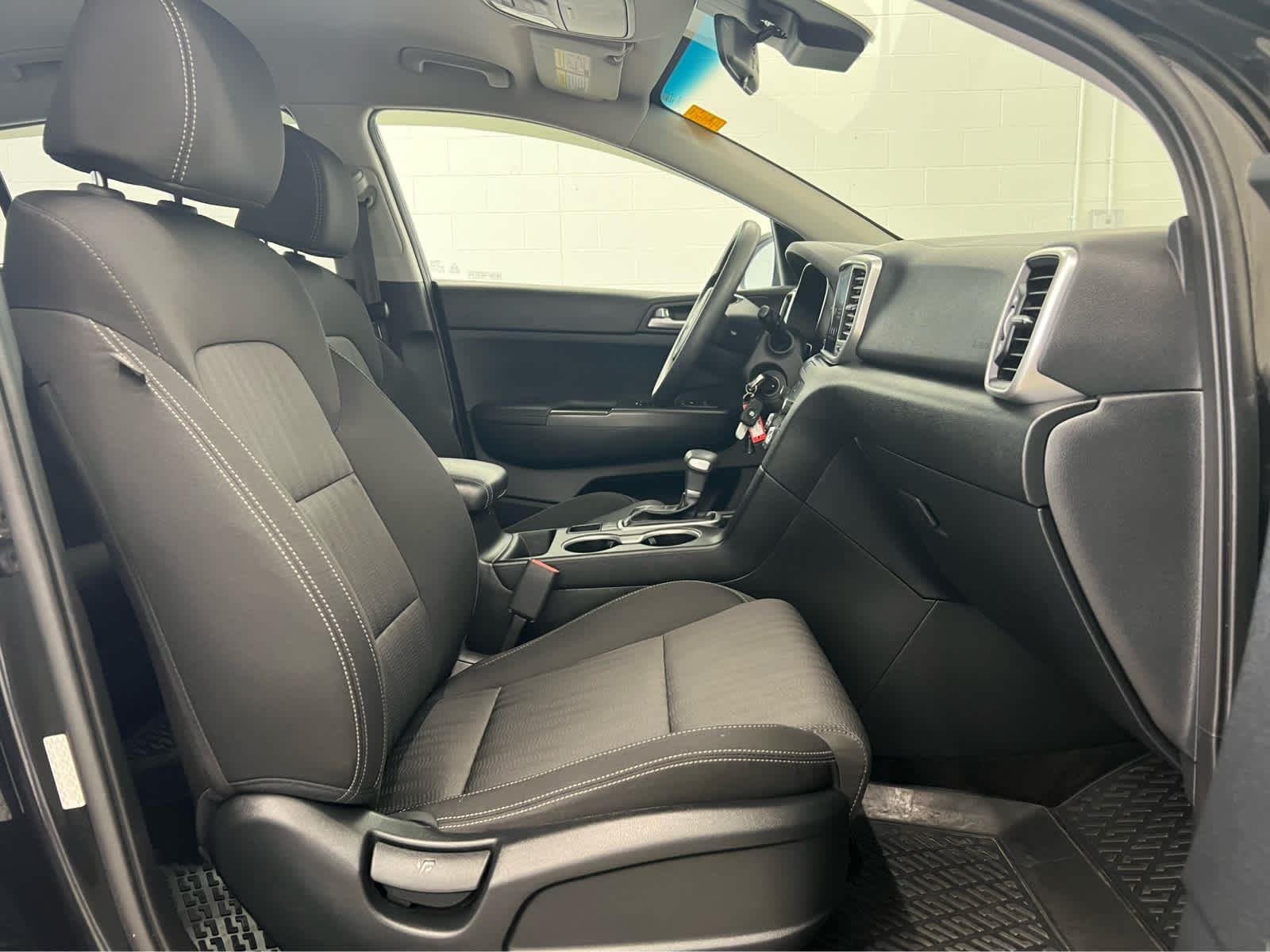 2022 Kia Sportage LX - Photo 28