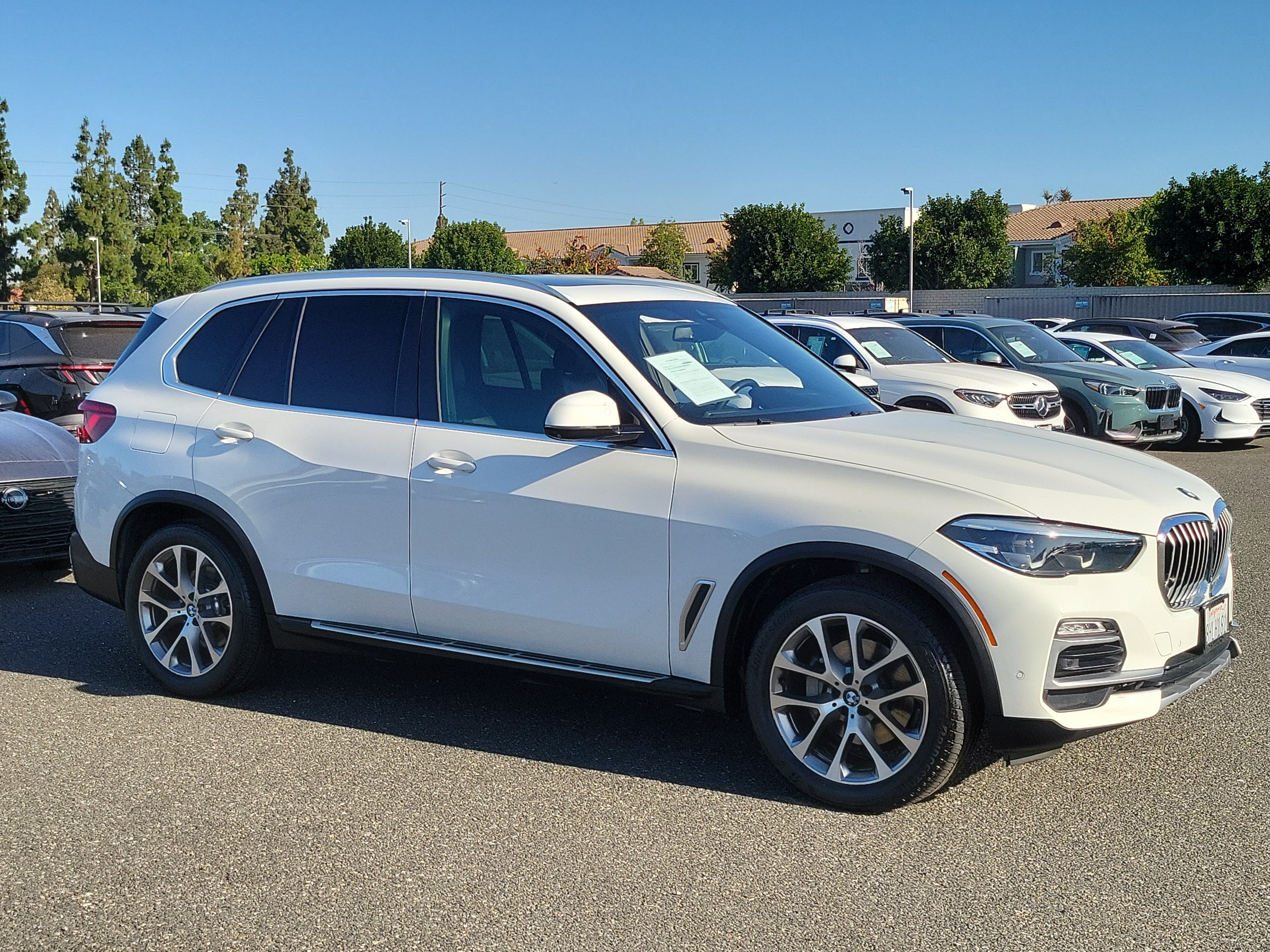 Used 2019 Alpine White BMW xDrive40i image 27