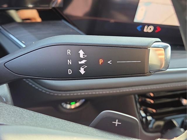 2025 Chevrolet Tahoe LS - Photo 19