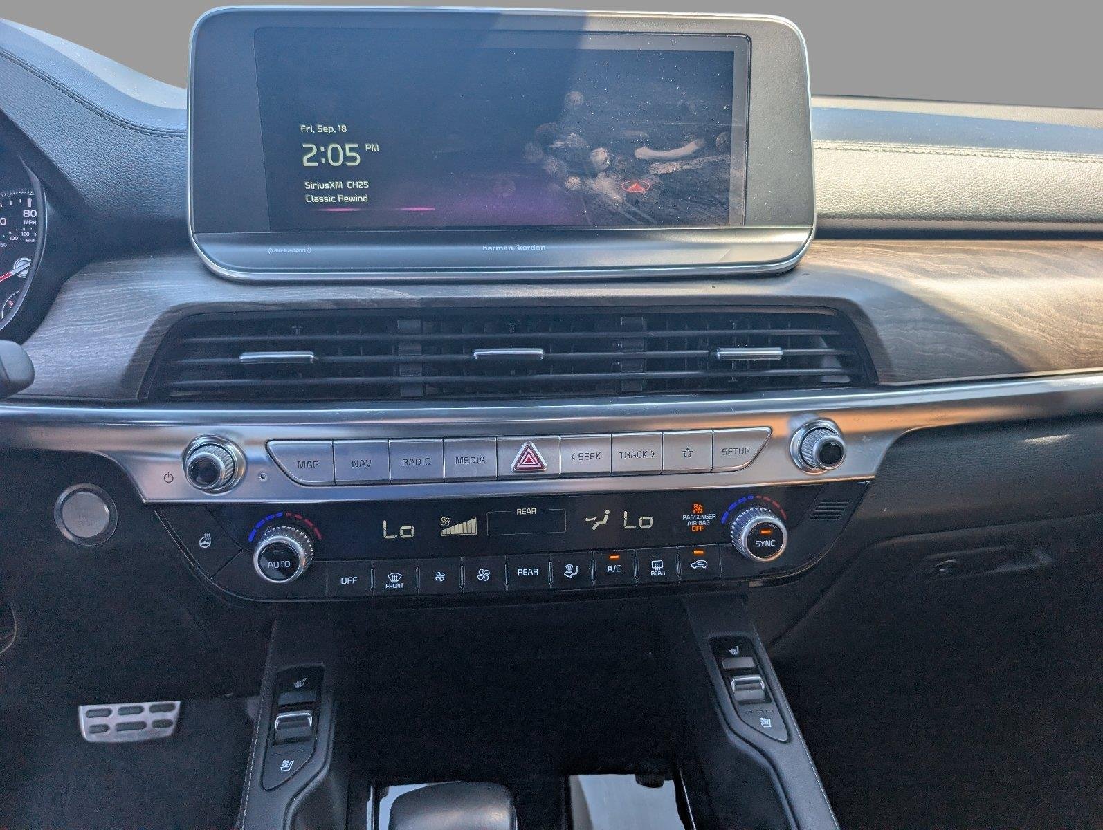 Used 2022 Dark Moss Kia SX image 17