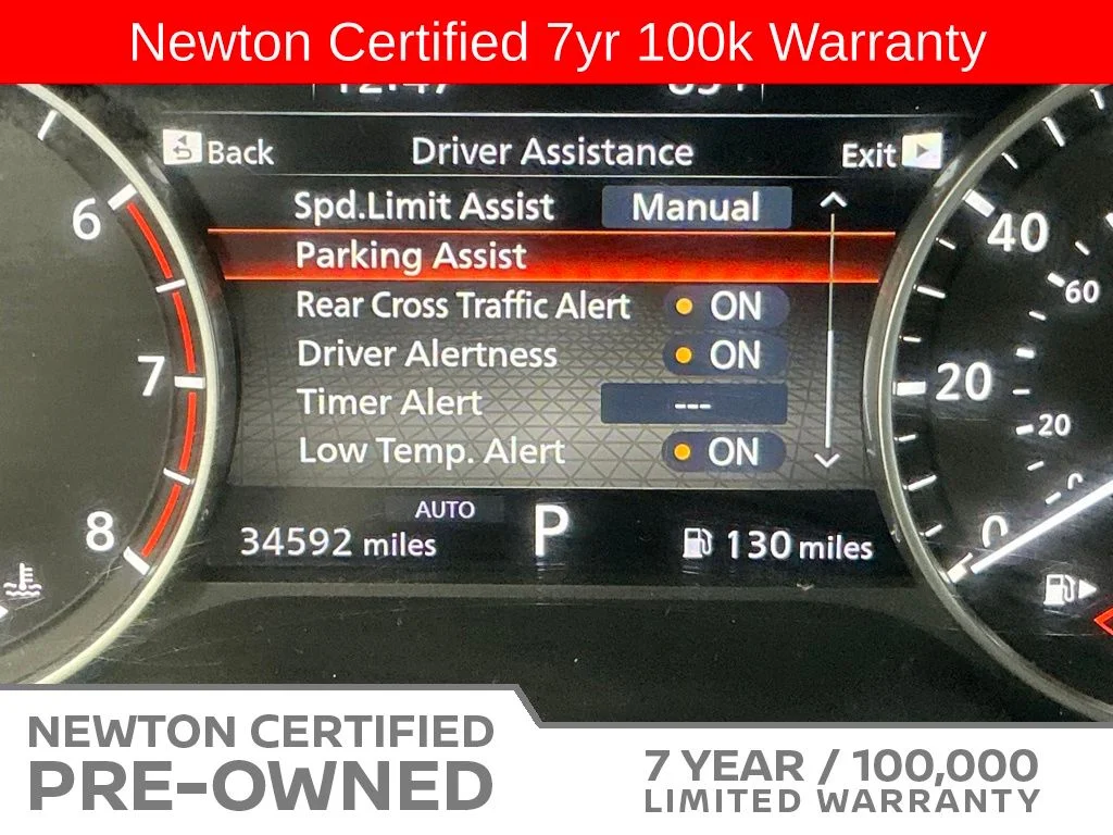 Certified Used 2023 Pearl White Tricoat/Super Black Nissan SL image 18