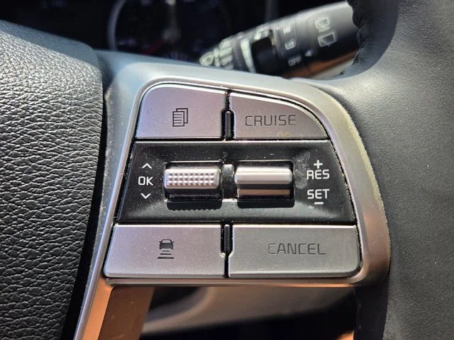 Used 2020 Black Kia EX image 29