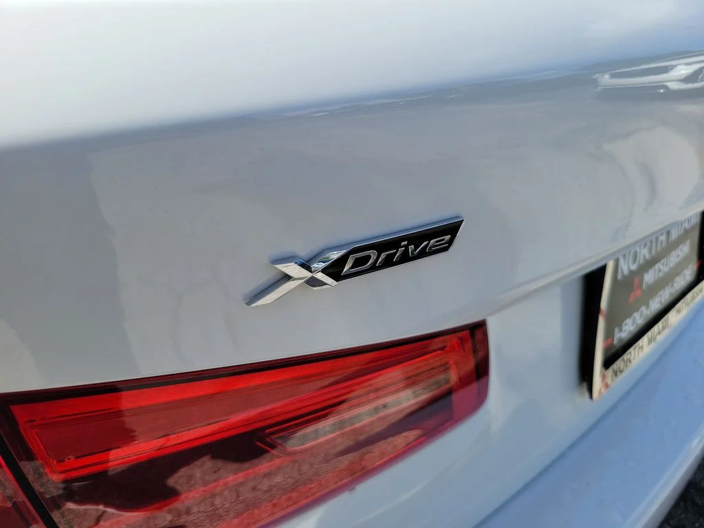 Used 2020 White BMW 540i xDrive image 9