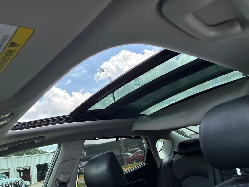 Used 2018 Gray Kia Limited image 15