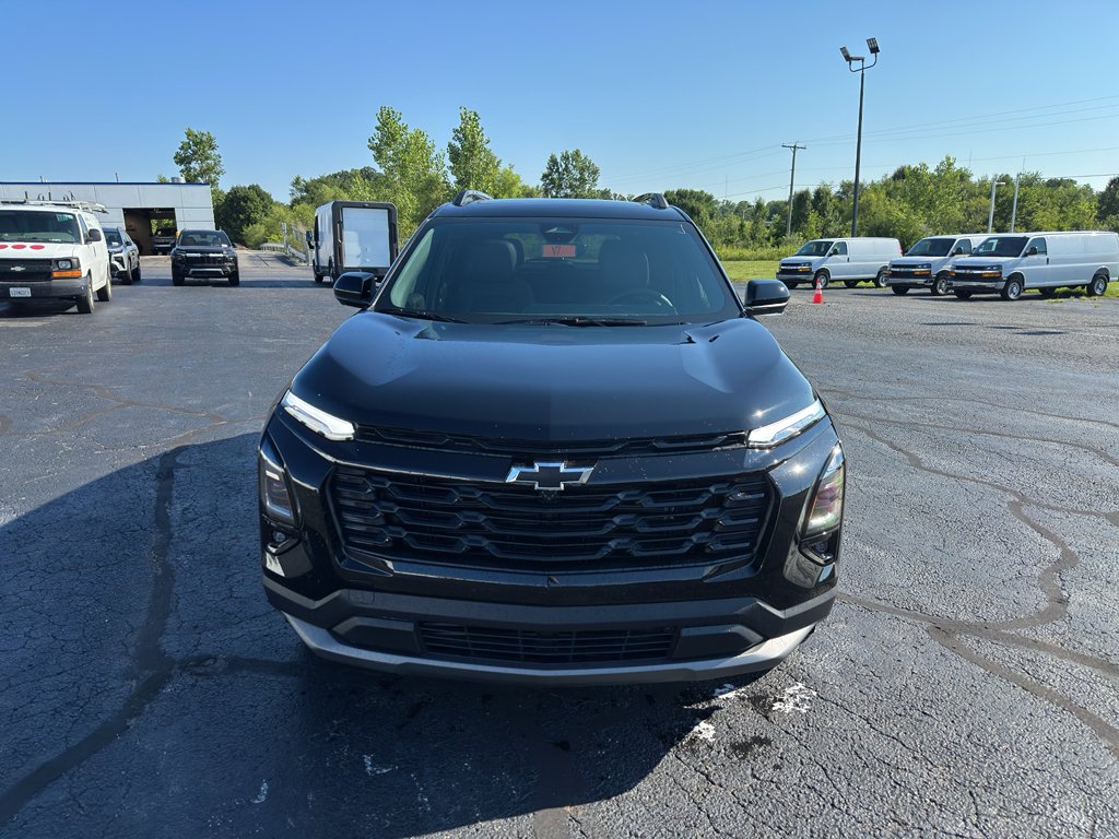 2027 Chevrolet Equinox LT - Photo 14