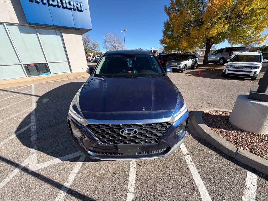 Used 2019 Blue Hyundai SE image 2