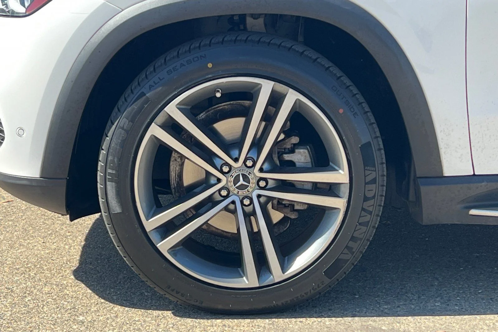 Used 2020 White Mercedes-Benz GLE 350 image 27