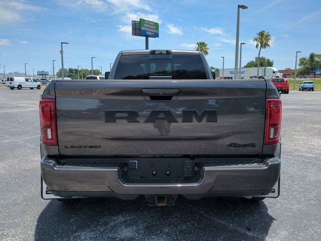 Used 2025 Granite Crystal Metallic Clearcoat Ram Limited image 7