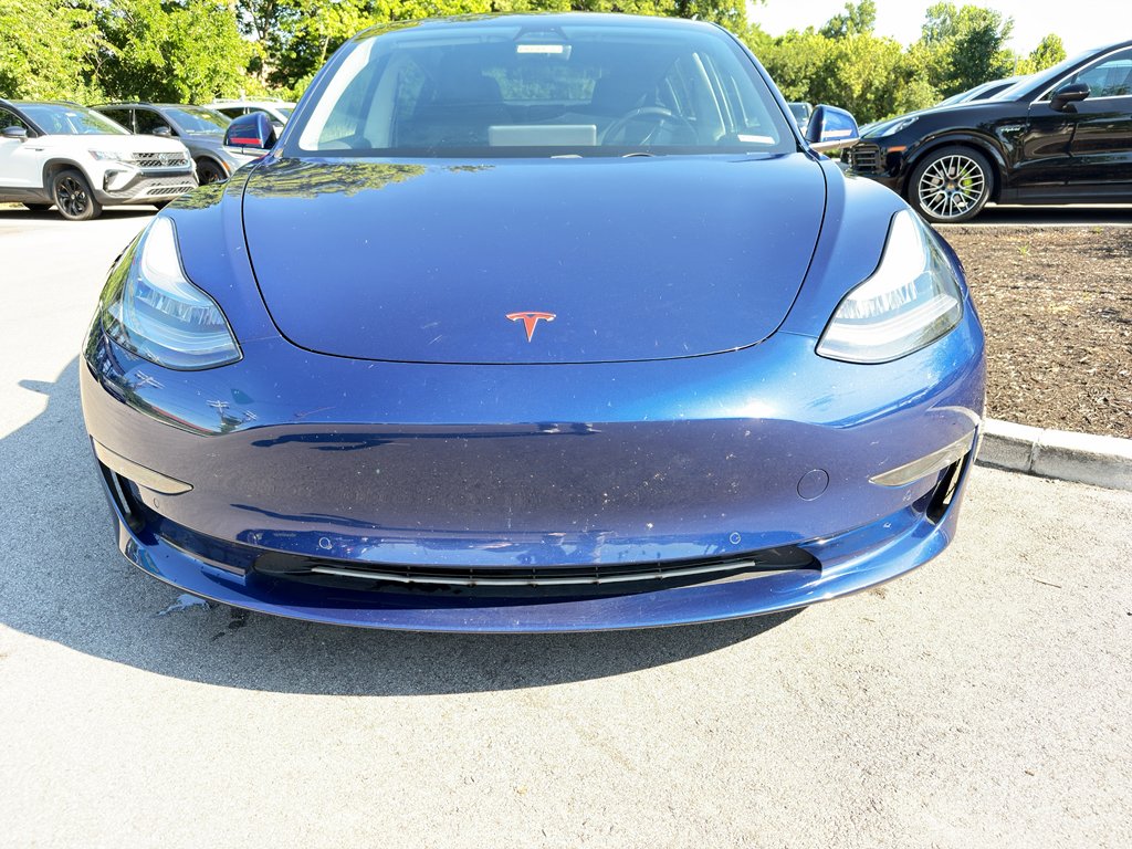 Used 2018 Deep Blue Metallic Tesla Long Range Battery image 7